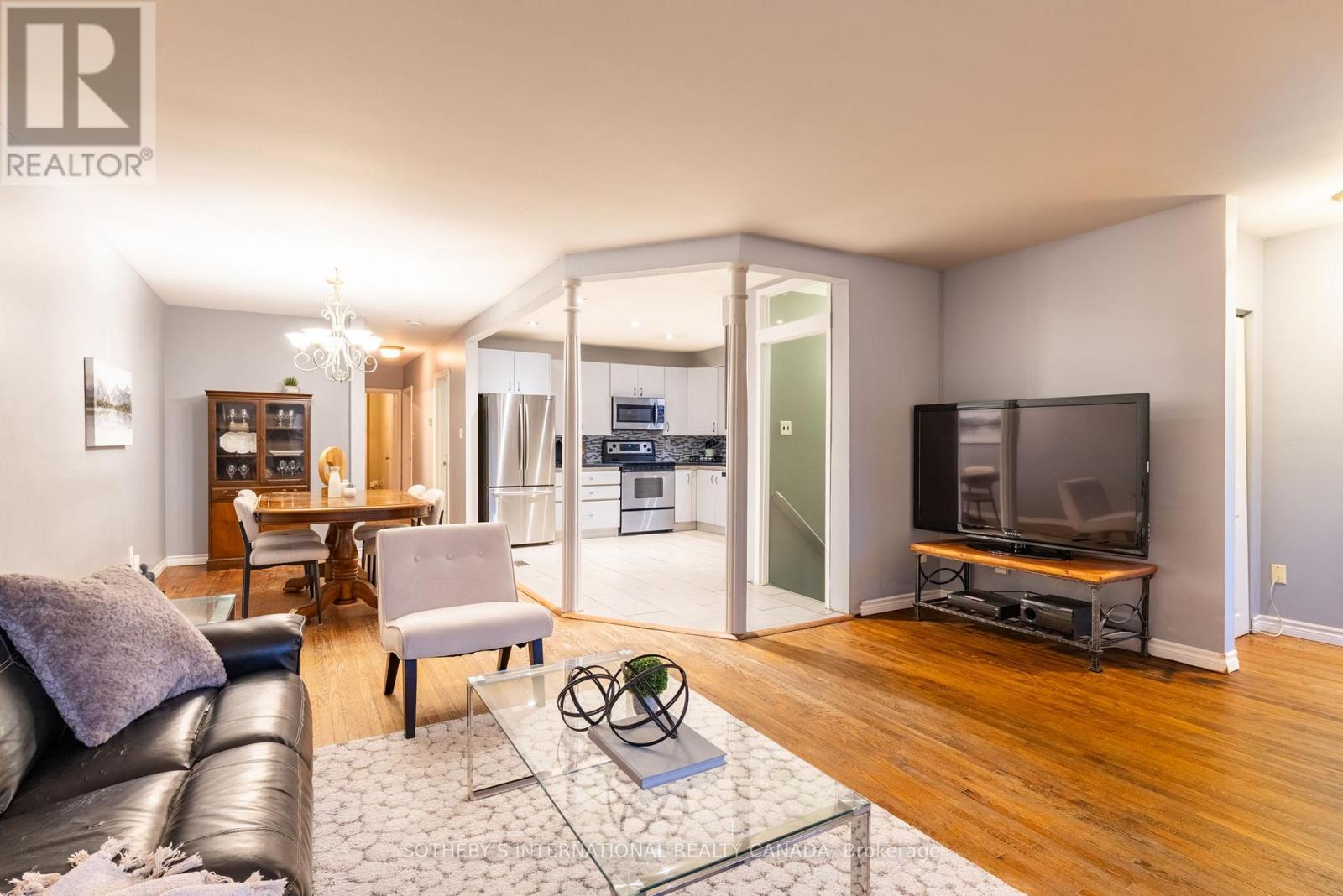 14 Beckenham Court, Toronto, Ontario  M9C 3K9 - Photo 6 - W12516432