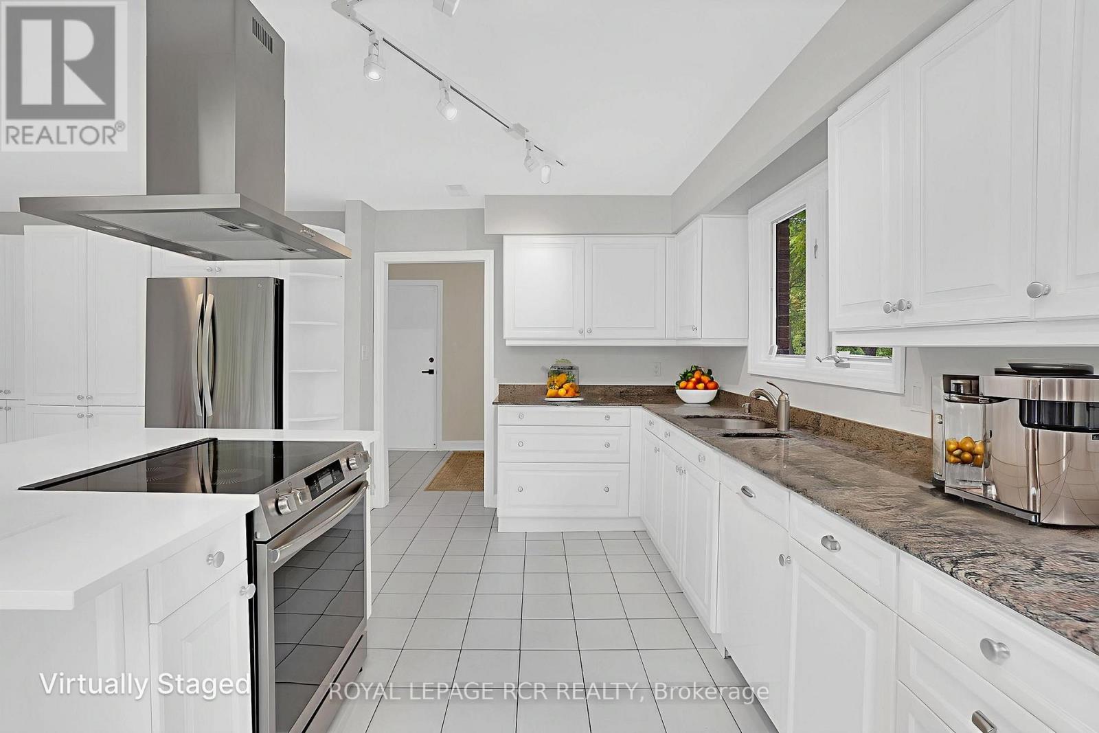 8225 Finnerty Side Road, Caledon, Ontario  L7E 0H6 - Photo 10 - W12516462