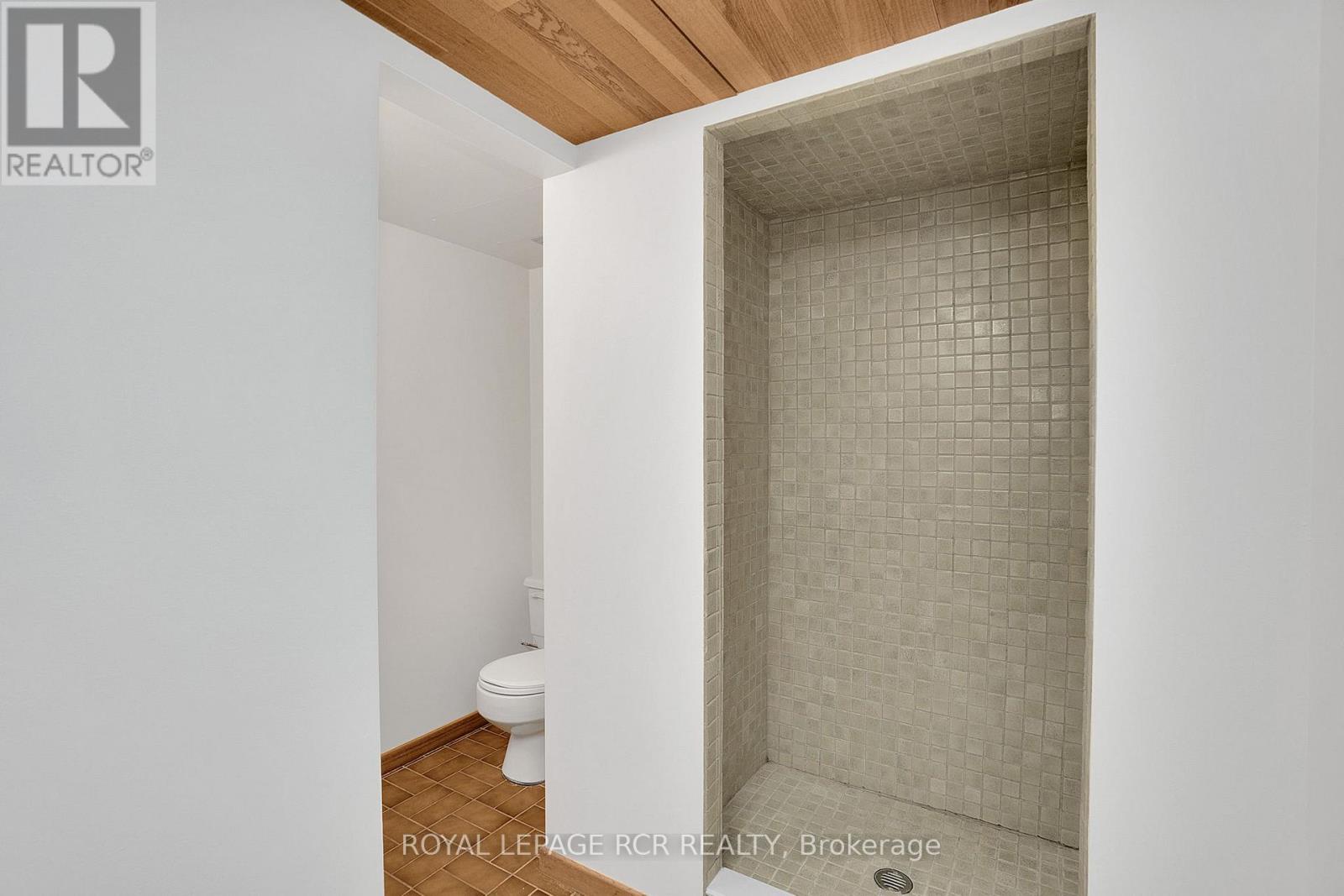 8225 Finnerty Side Road, Caledon, Ontario  L7E 0H6 - Photo 40 - W12516462