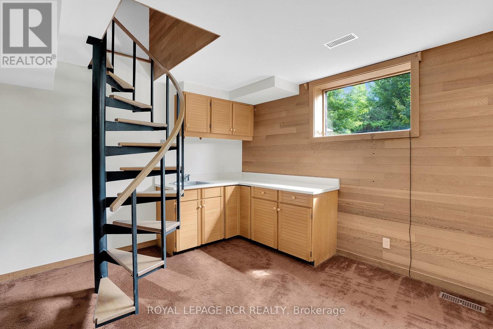 8225 Finnerty Side Road, Caledon, Ontario  L7E 0H6 - Photo 43 - W12516462