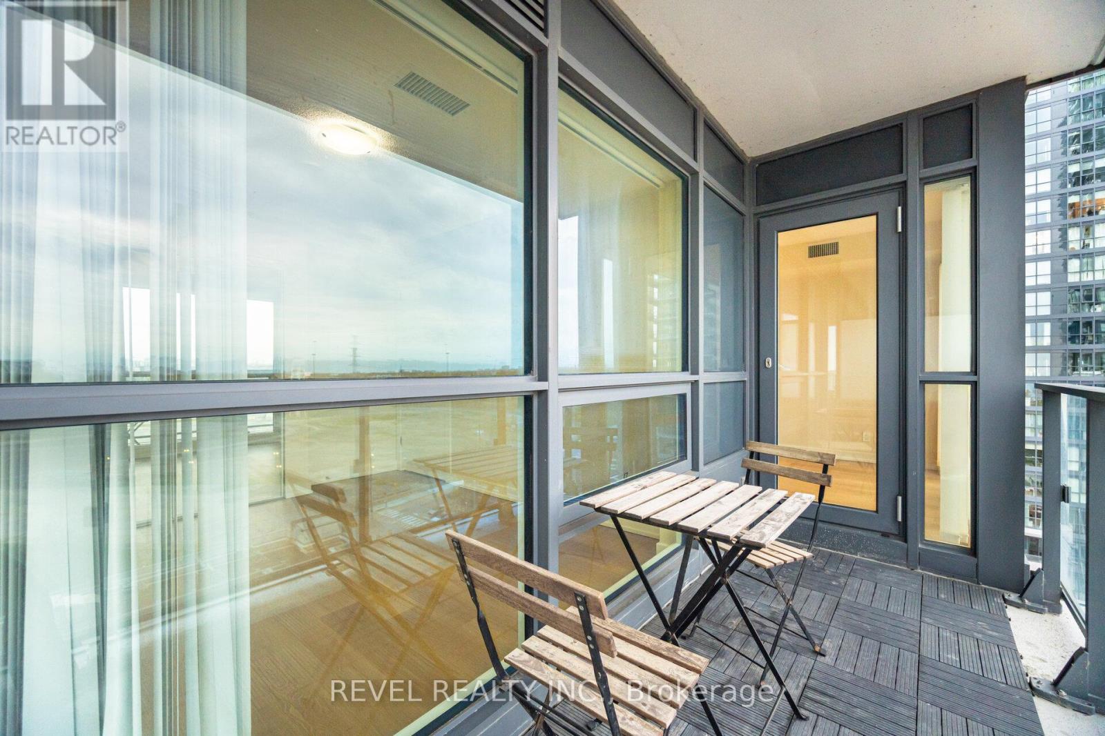 1406 - 2220 Lakeshore Boulevard W, Toronto, Ontario  M8V 0C1 - Photo 31 - W12516484