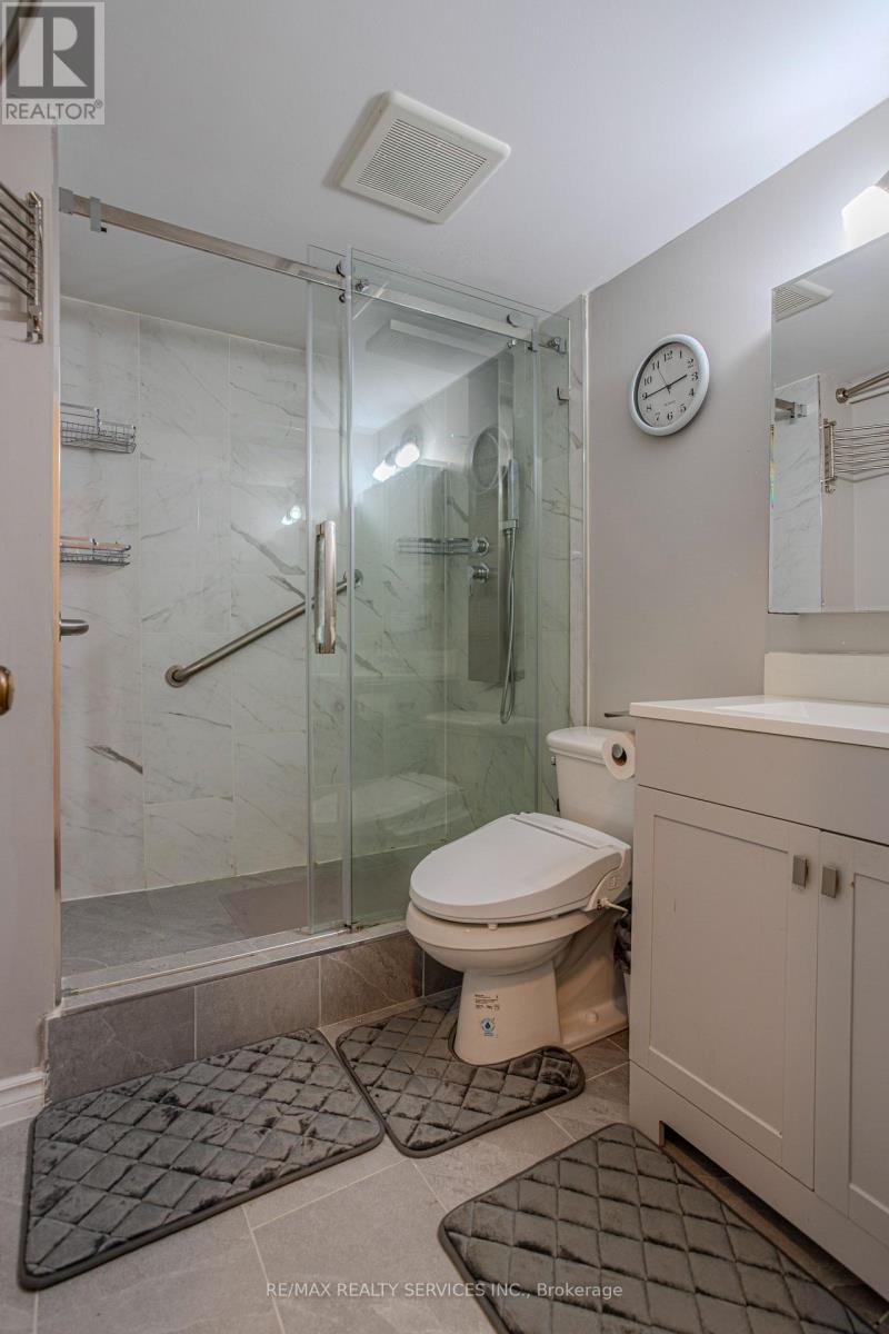 1305 - 20 Mississauga Valley Boulevard, Mississauga, Ontario  L5A 3S1 - Photo 19 - W12516486