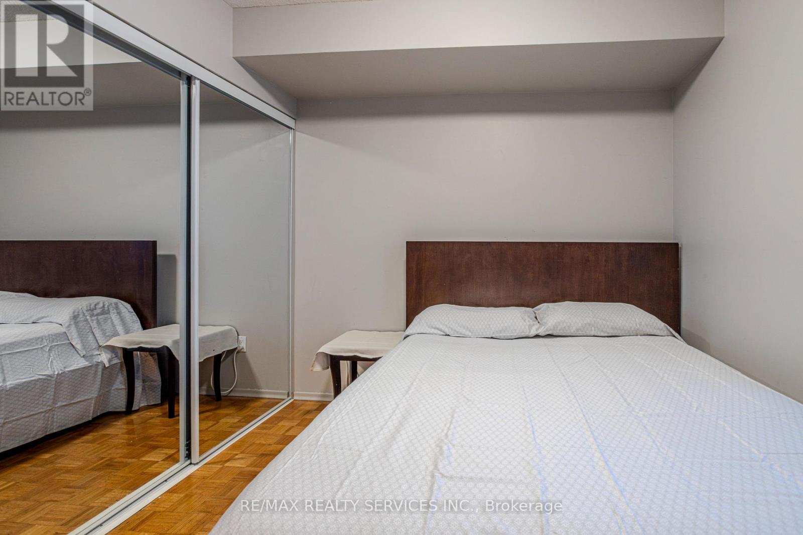 1305 - 20 Mississauga Valley Boulevard, Mississauga, Ontario  L5A 3S1 - Photo 22 - W12516486