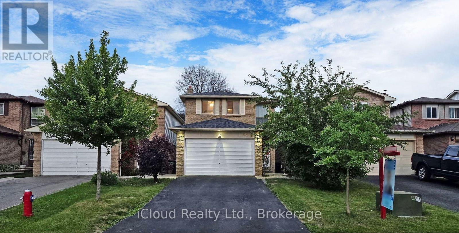 32 DAFOE CRESCENT, Brampton, Ontario