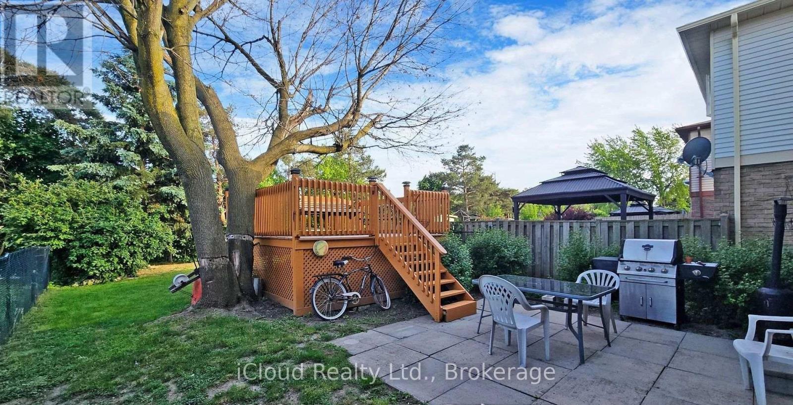 32 Dafoe Crescent, Brampton (Fletcher's West), Ontario  L6Y 2L2 - Photo 31 - W12516490