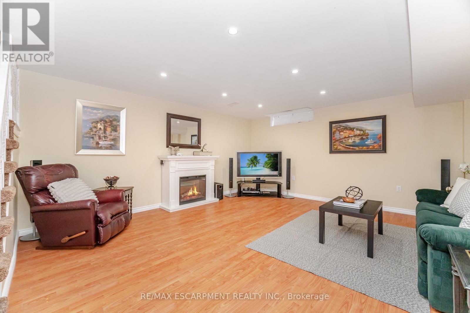 38 - 2243 Turnberry Road, Burlington, Ontario  L7M 4Y5 - Photo 22 - W12516492