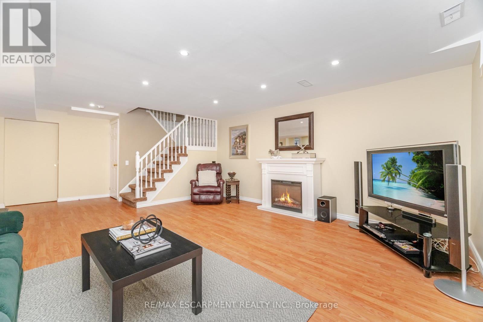 38 - 2243 Turnberry Road, Burlington, Ontario  L7M 4Y5 - Photo 24 - W12516492