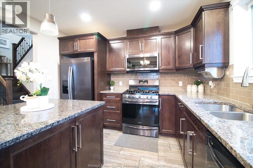 235 Bristol Drive, Chatham, Ontario N7M 6K9 - Photo 8 - 25028210