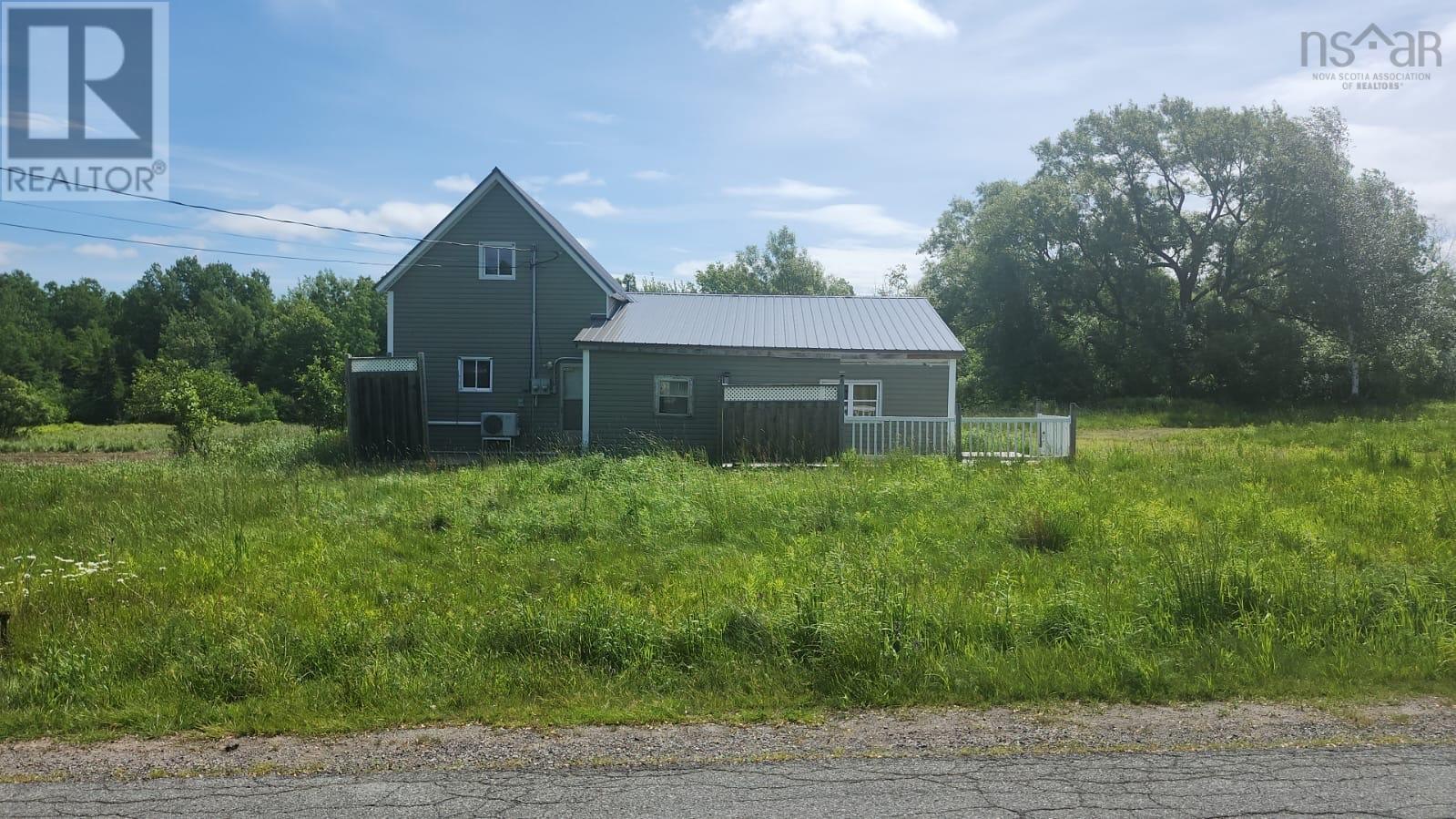 1633 Mackay Street, Westville, Nova Scotia  B0K 2A0 - Photo 9 - 202527245