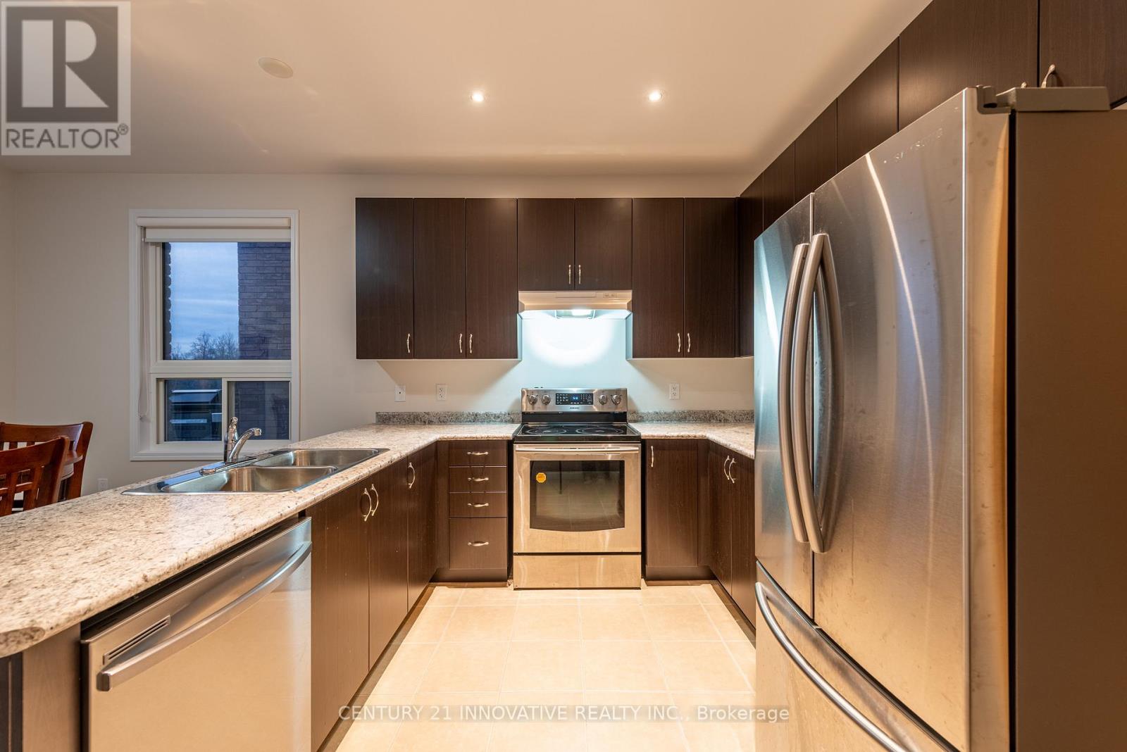 941 Avery Avenue, Peterborough, Ontario  K9J 0G9 - Photo 9 - X12516140