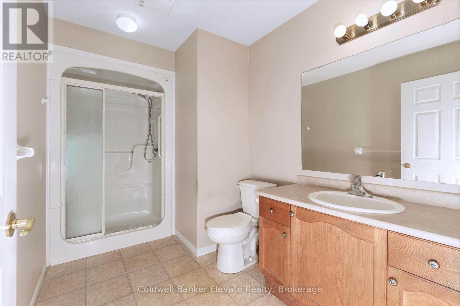 17 - 2705 Kingsway Drive, Kitchener, Ontario  N2C 2T2 - Photo 18 - X12516208