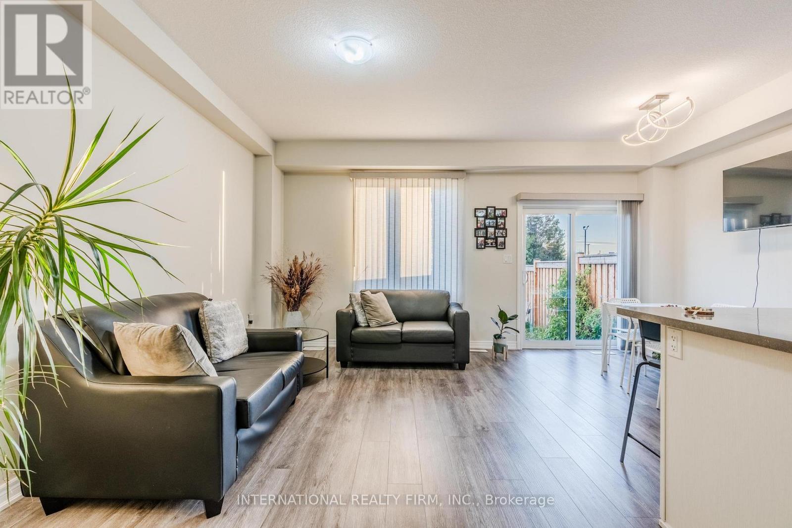 155 Aquasanta Crescent, Hamilton, Ontario  L9B 0J8 - Photo 12 - X12516218