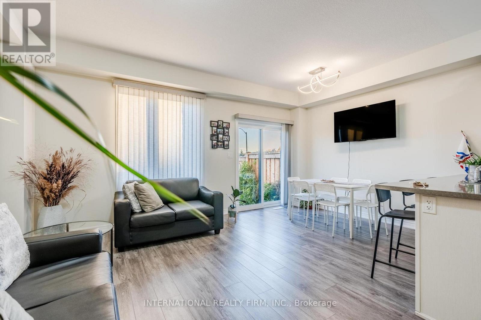 155 Aquasanta Crescent, Hamilton, Ontario  L9B 0J8 - Photo 14 - X12516218