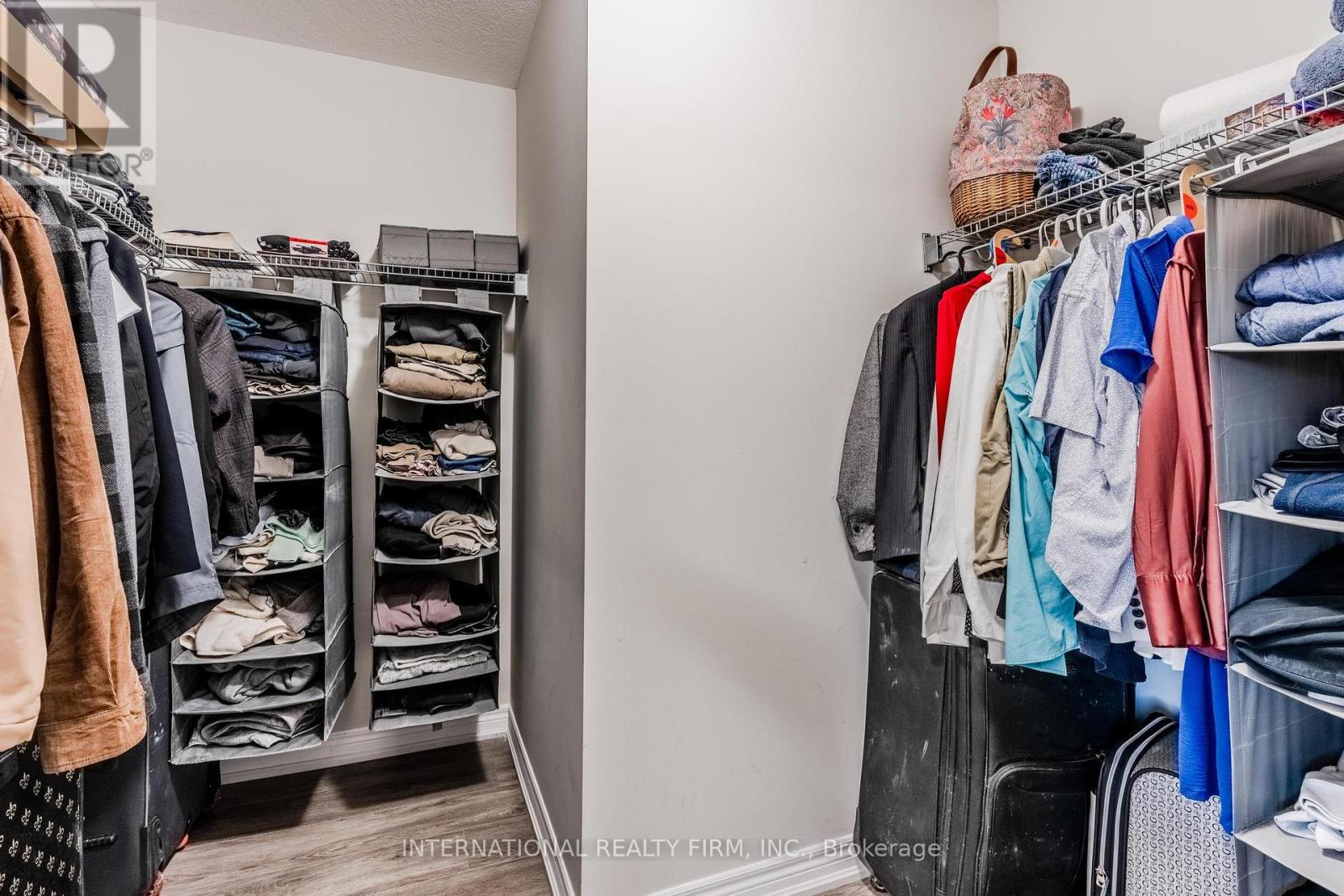 155 Aquasanta Crescent, Hamilton, Ontario  L9B 0J8 - Photo 21 - X12516218