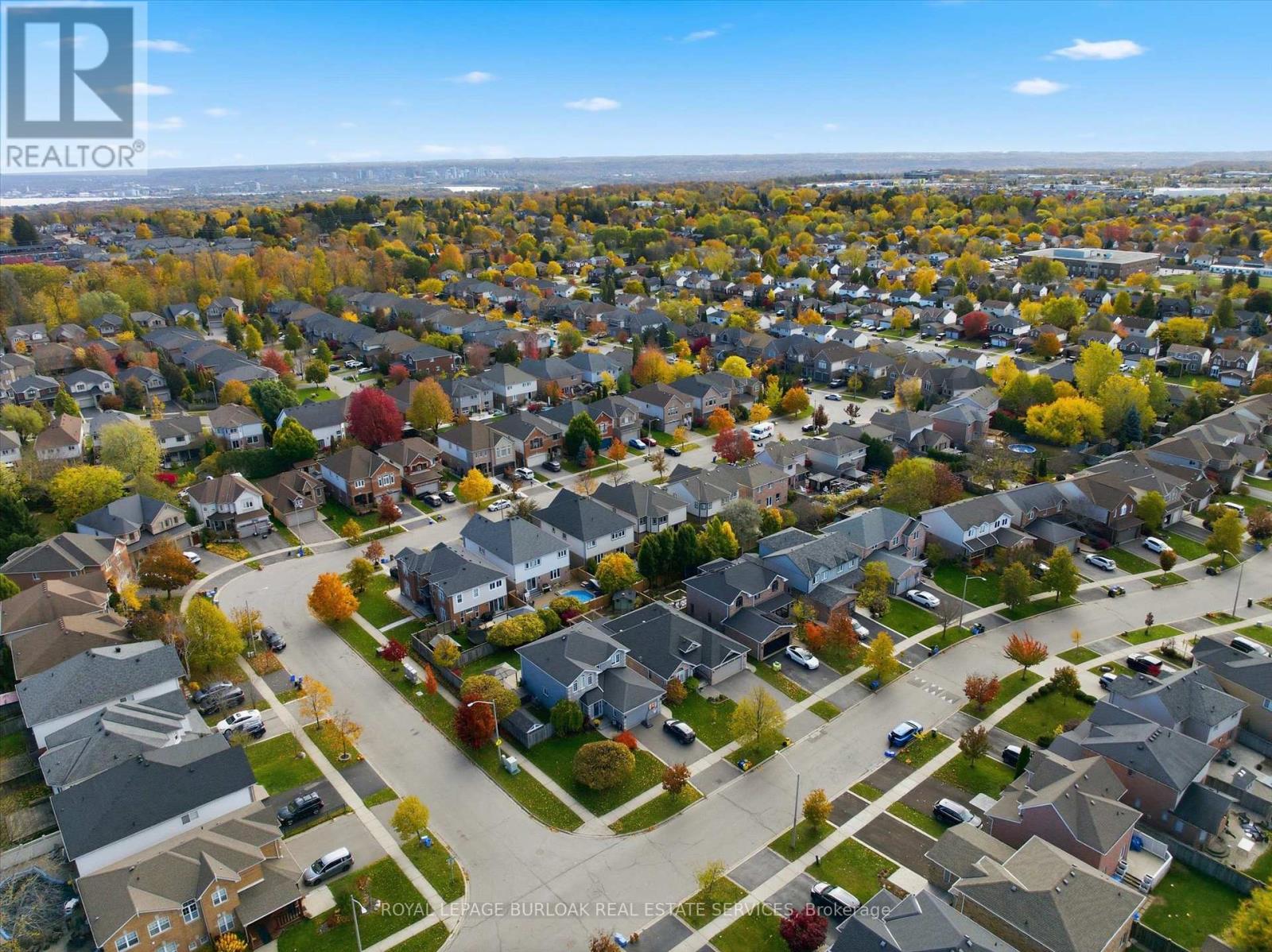 44 Rockhaven Lane, Hamilton, Ontario  L8B 0J7 - Photo 49 - X12516220