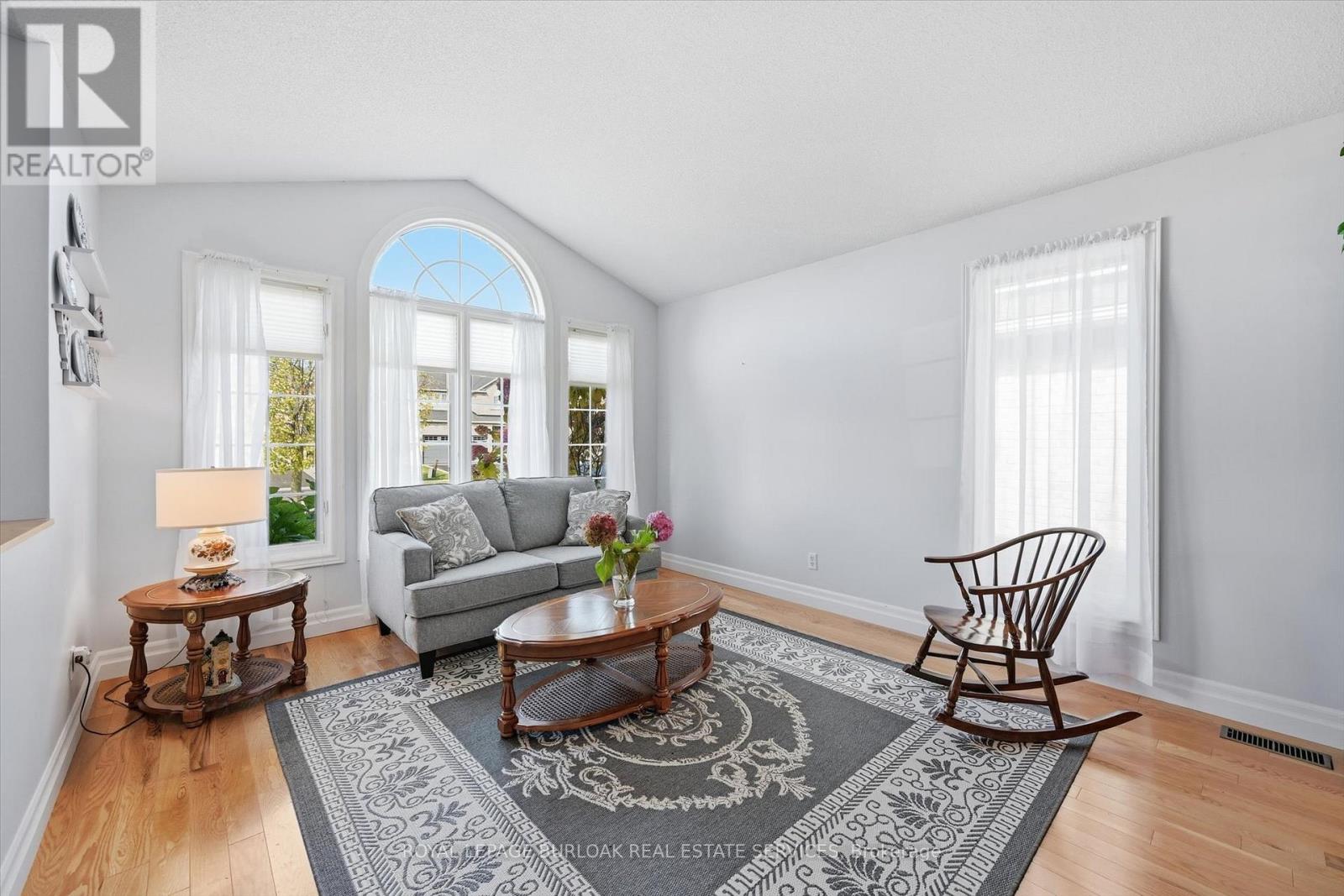 44 Rockhaven Lane, Hamilton, Ontario  L8B 0J7 - Photo 7 - X12516220