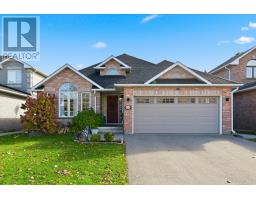 44 ROCKHAVEN LANE, Hamilton, Ontario