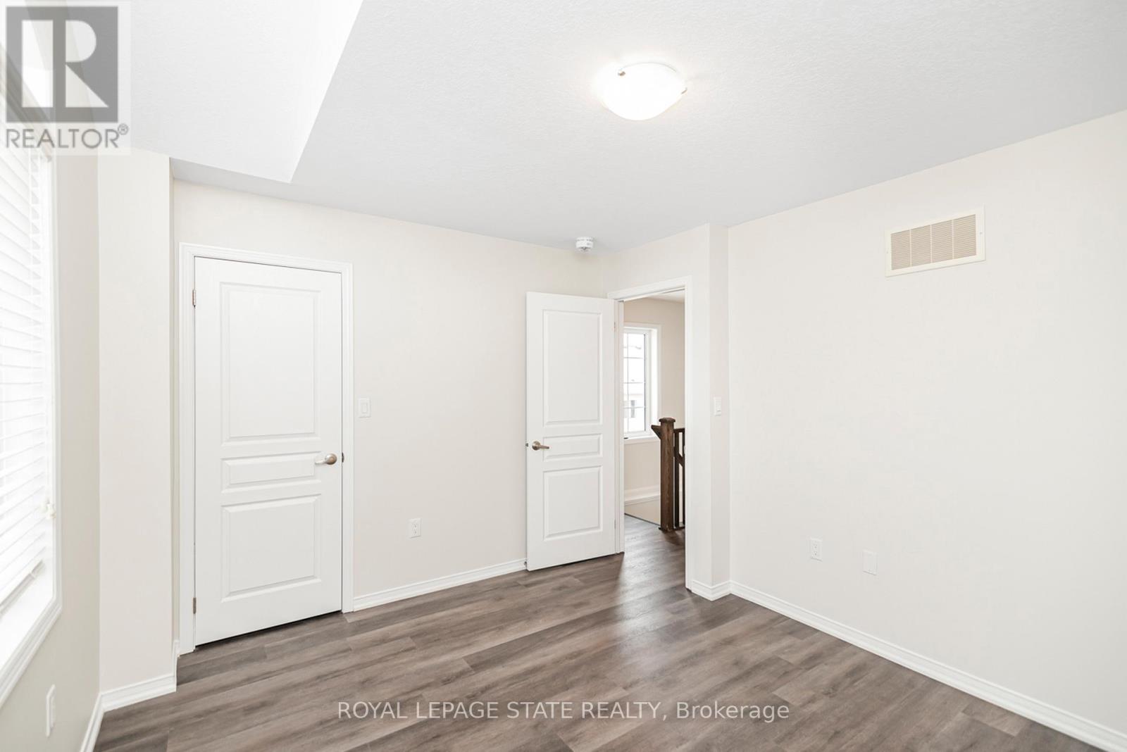 5038 Serena Drive E, Lincoln, Ontario  L0R 1B2 - Photo 9 - X12516350