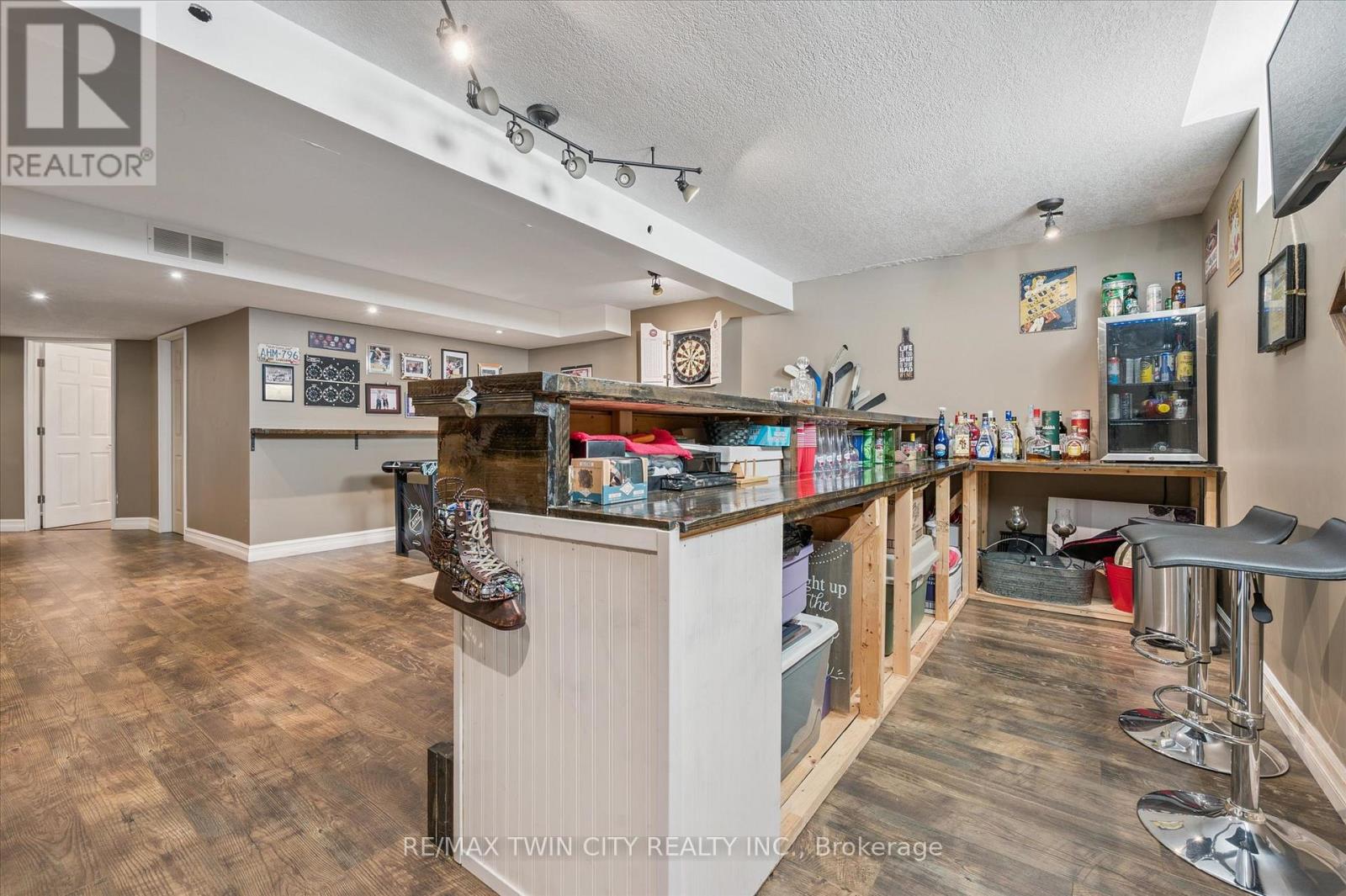 7 Hearthbridge Street, Kitchener, Ontario  N2R 1L5 - Photo 34 - X12516454