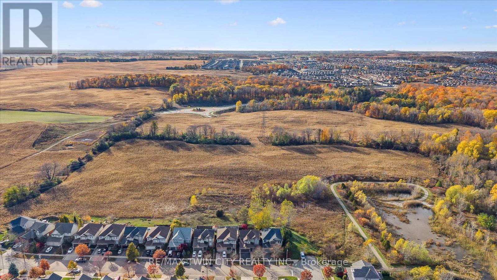 7 Hearthbridge Street, Kitchener, Ontario  N2R 1L5 - Photo 48 - X12516454