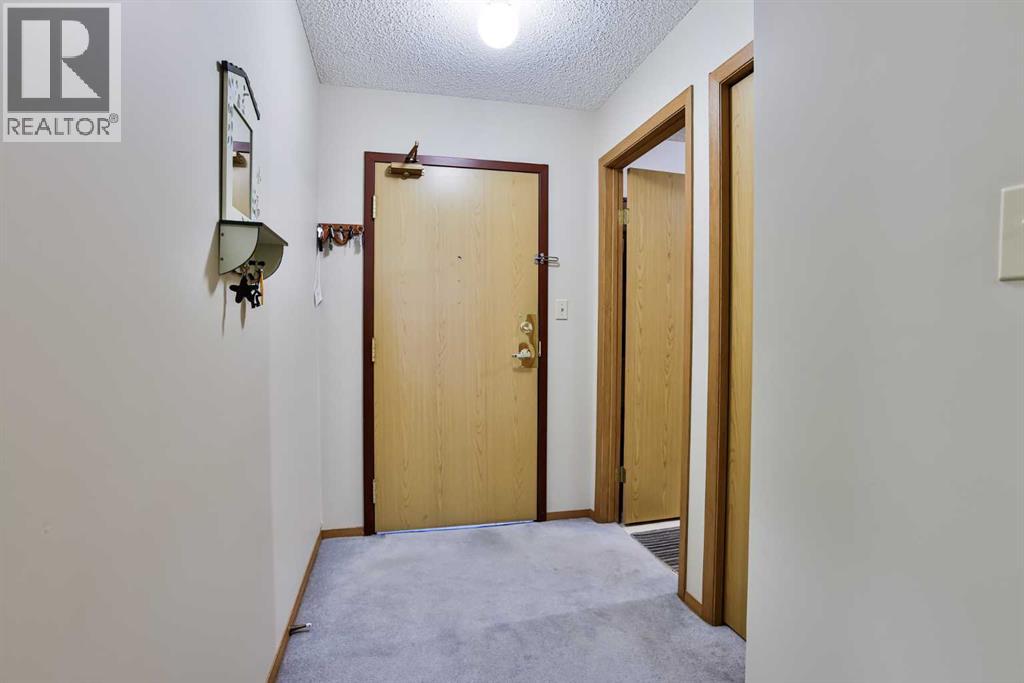 110, 20 3 Street S, Lethbridge, Alberta  T1J 4P1 - Photo 6 - A2264325