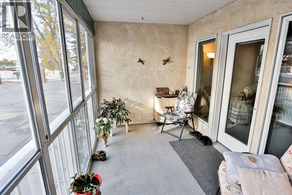 110, 20 3 Street S, Lethbridge, Alberta  T1J 4P1 - Photo 22 - A2264325