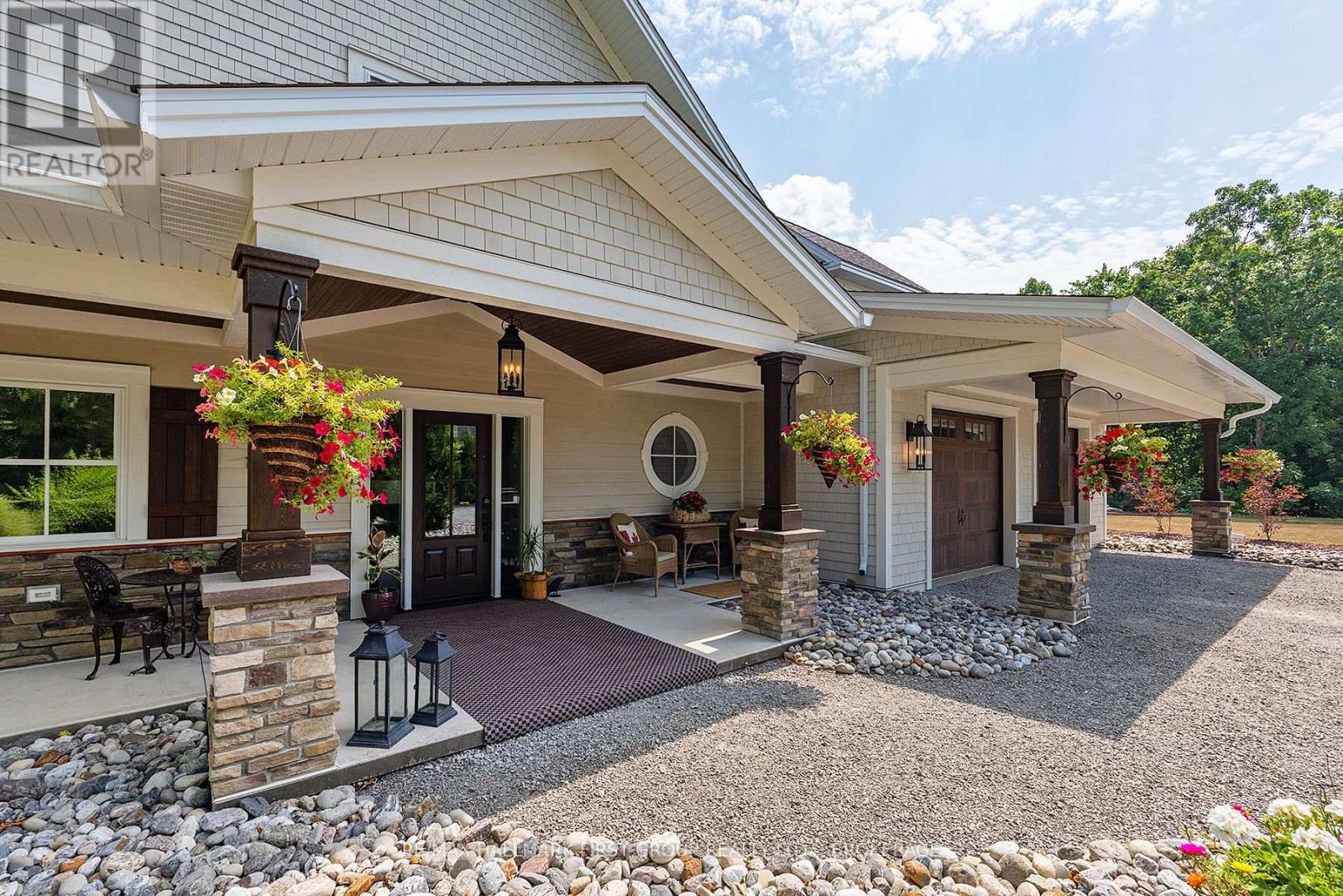 1335 County Road 2, Leeds And The Thousand Islands, Ontario K0E 1R0 - Photo 6 - X12516782