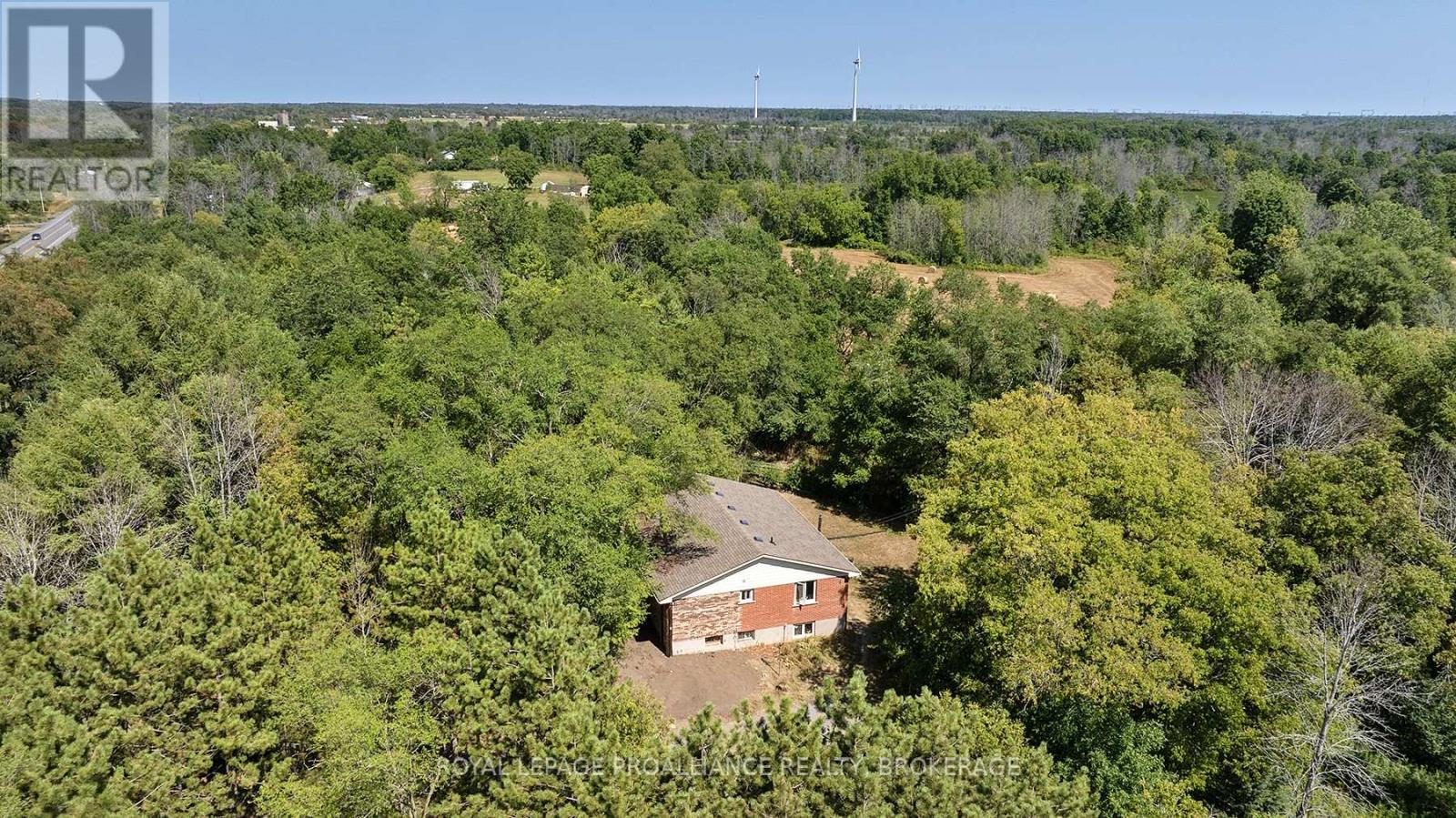 1136 Millhaven Road, Loyalist, Ontario K0H 2H0 - Photo 38 - X12516838