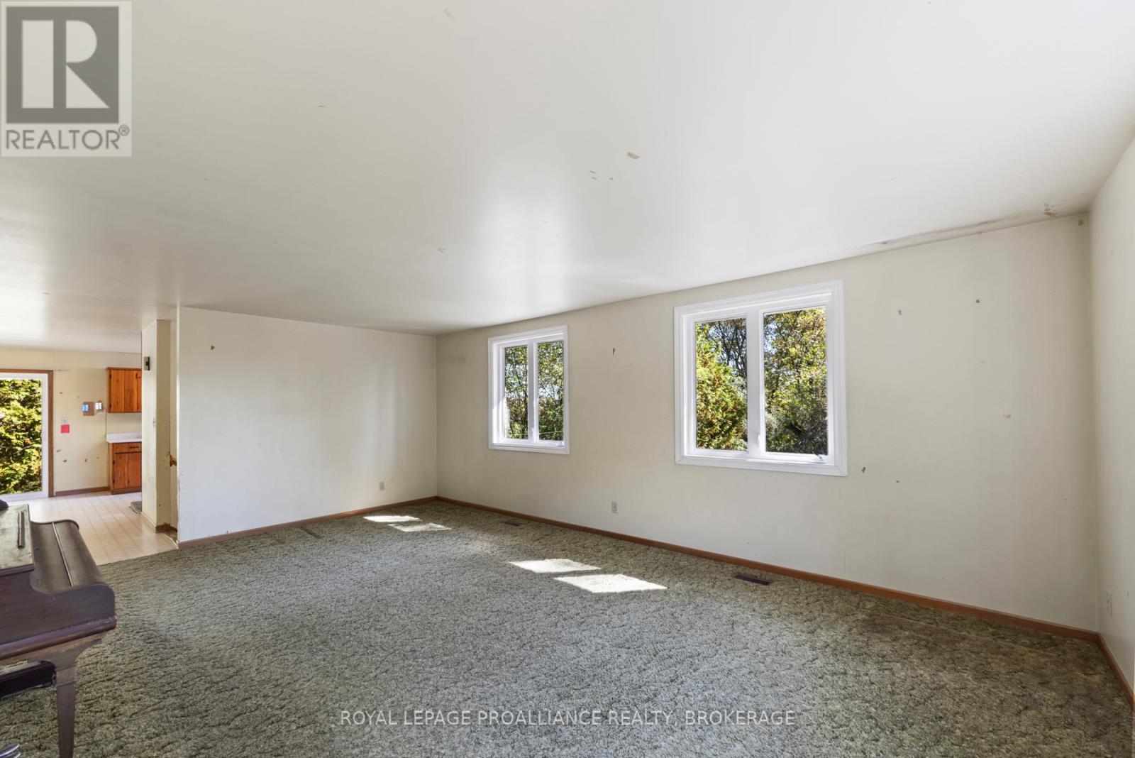 1136 Millhaven Road, Loyalist, Ontario K0H 2H0 - Photo 4 - X12516838