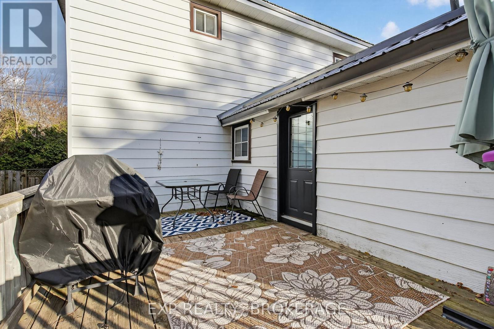 10 Miller Street, Leeds And The Thousand Islands, Ontario  K0E 1L0 - Photo 31 - X12516952