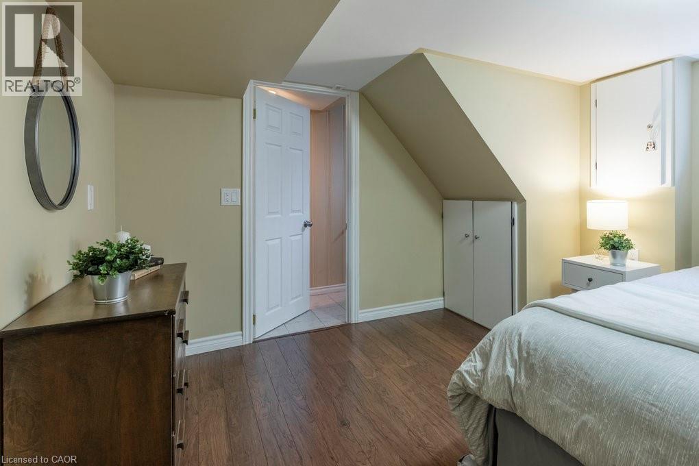 169 East 32nd Street, Hamilton, Ontario  L8V 3S1 - Photo 39 - 40761089