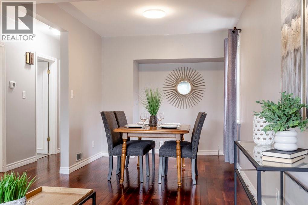 169 East 32nd Street, Hamilton, Ontario  L8V 3S1 - Photo 9 - 40761089