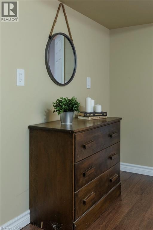 169 East 32nd Street, Hamilton, Ontario  L8V 3S1 - Photo 38 - 40761089