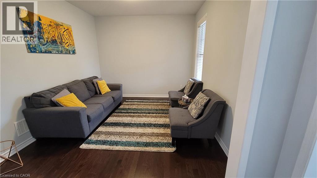 231 Grovehill Crescent, Kitchener, Ontario  N2R 0K8 - Photo 6 - 40775312