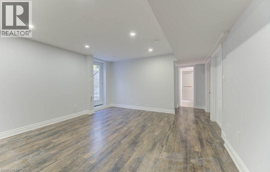 231 Grovehill Crescent, Kitchener, Ontario N2R 0K8 - Photo 38 - 40775367