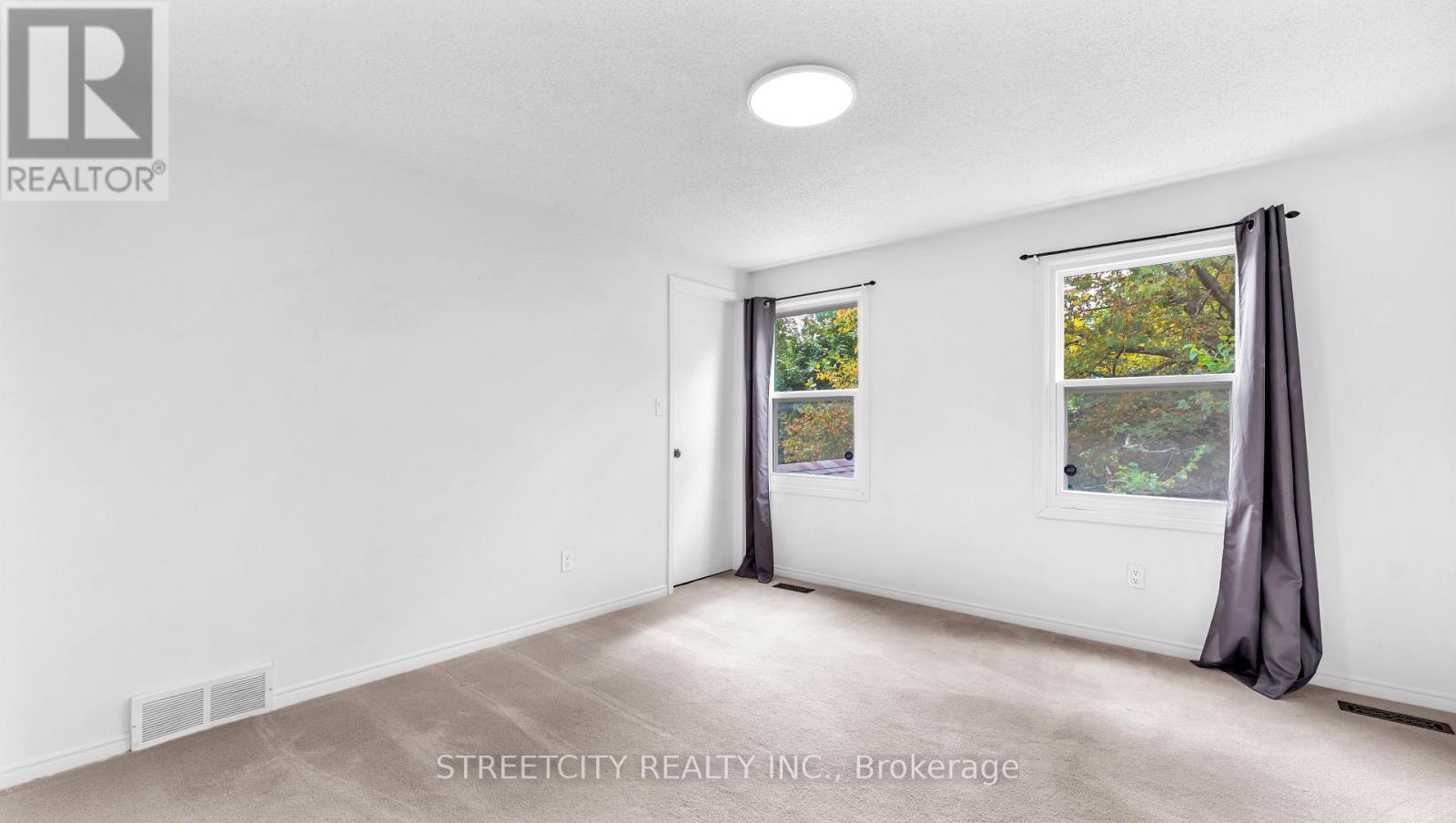 151 Walmer Gardens, London North, Ontario  N6G 4H3 - Photo 14 - X12516768