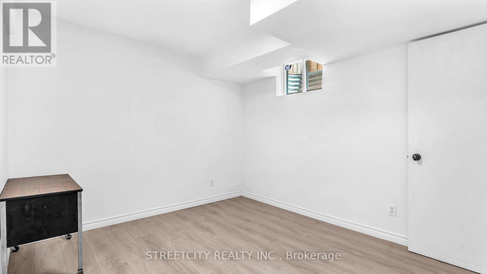 151 Walmer Gardens, London North, Ontario  N6G 4H3 - Photo 23 - X12516768