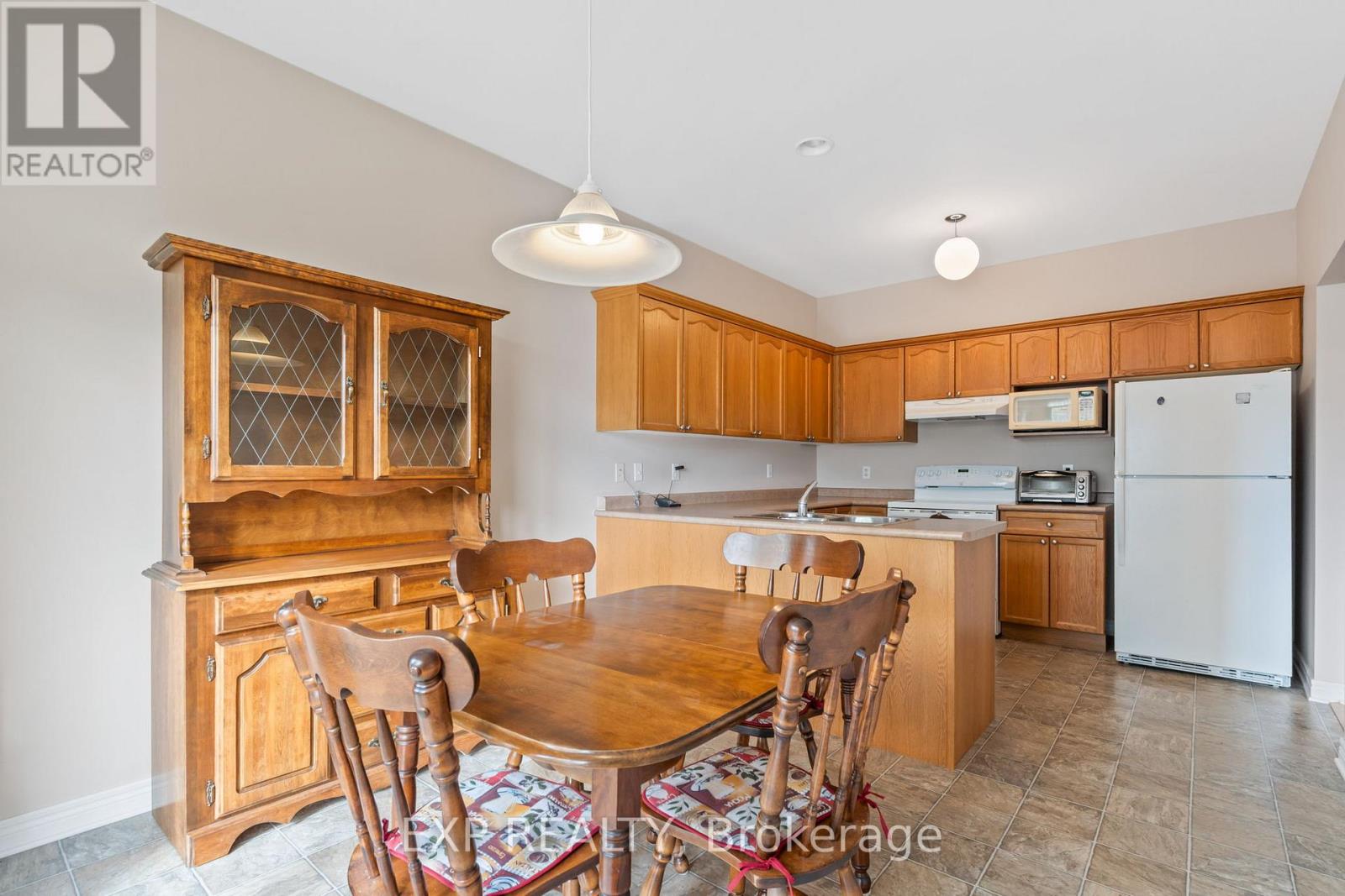 183 - 2025 Meadowgate Boulevard, London South, Ontario  N6M 1K9 - Photo 16 - X12516840