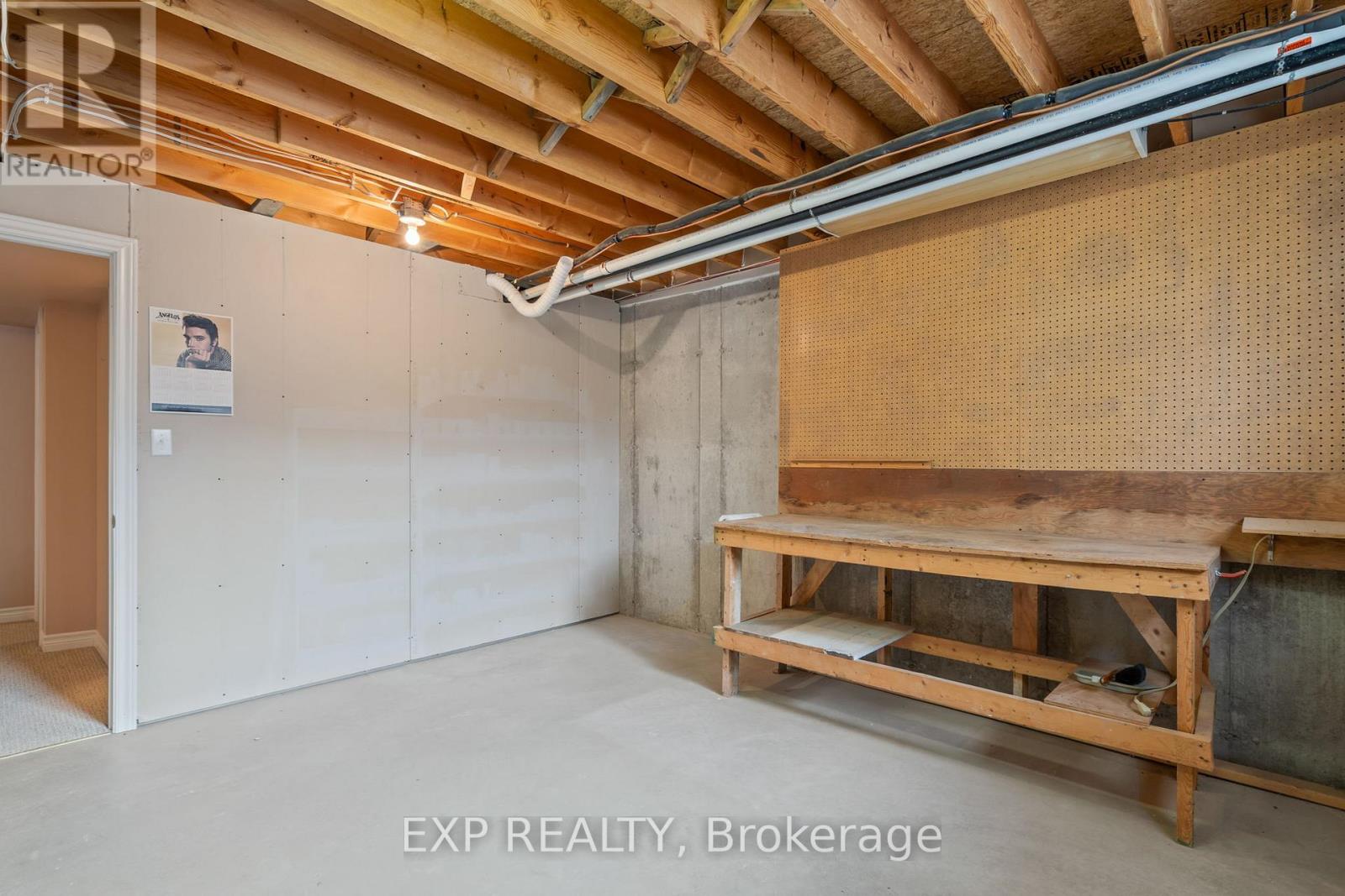 183 - 2025 Meadowgate Boulevard, London South, Ontario  N6M 1K9 - Photo 33 - X12516840