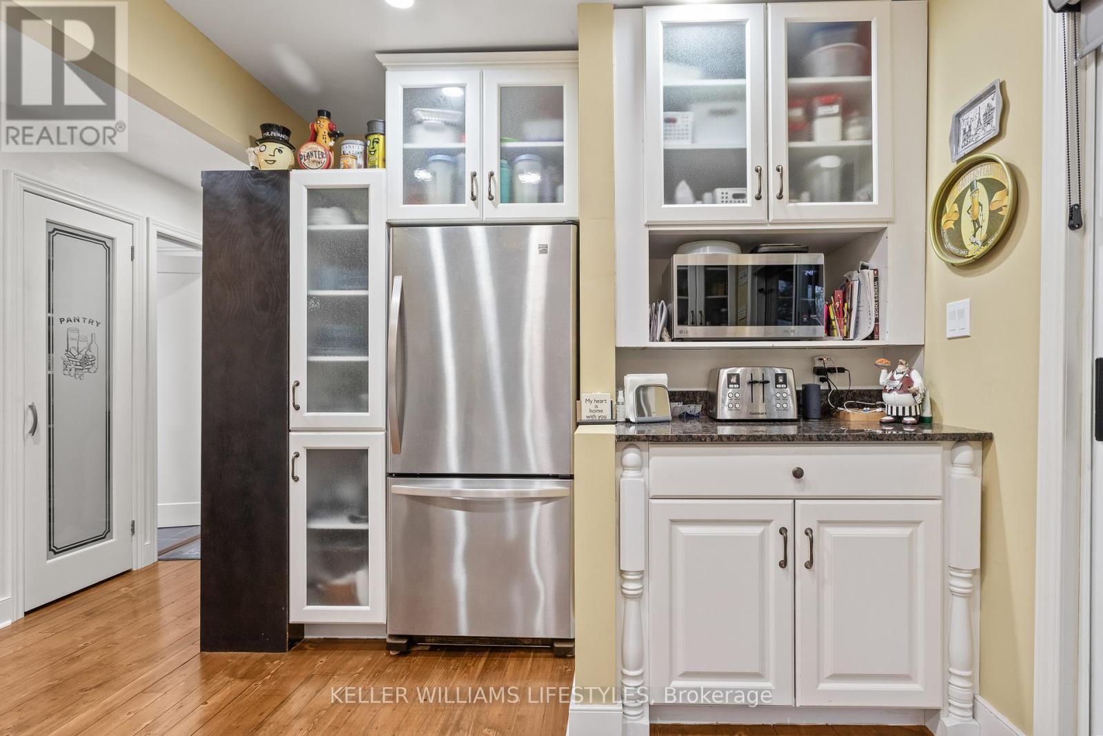 2628 Dundas Street, London East, Ontario  N5V 3C9 - Photo 13 - X12516924