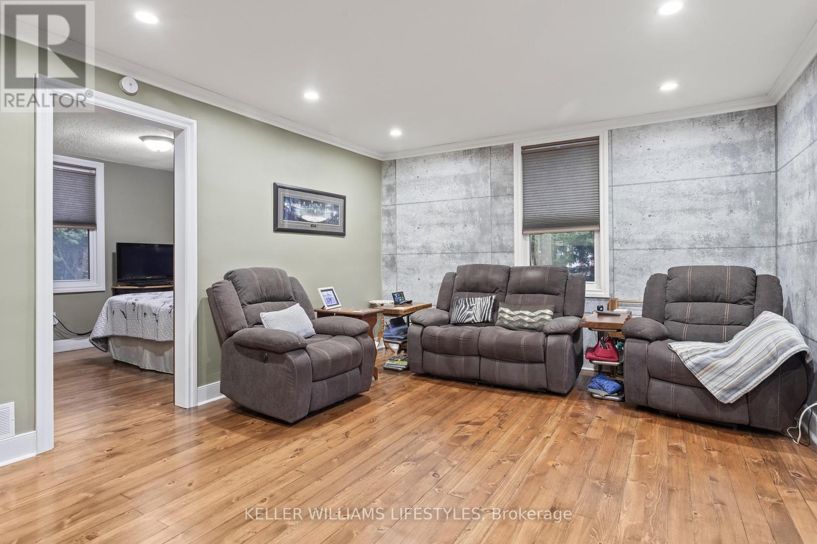 2628 Dundas Street, London East, Ontario  N5V 3C9 - Photo 5 - X12516924