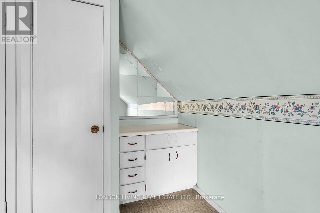 121 Tecumseh Avenue E, London South, Ontario  N6C 1S1 - Photo 22 - X12516946