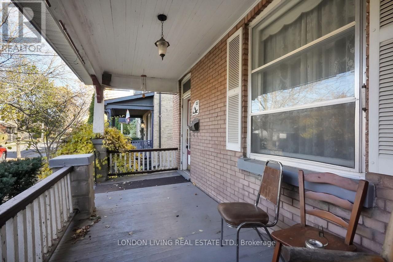 121 Tecumseh Avenue E, London South, Ontario  N6C 1S1 - Photo 5 - X12516946