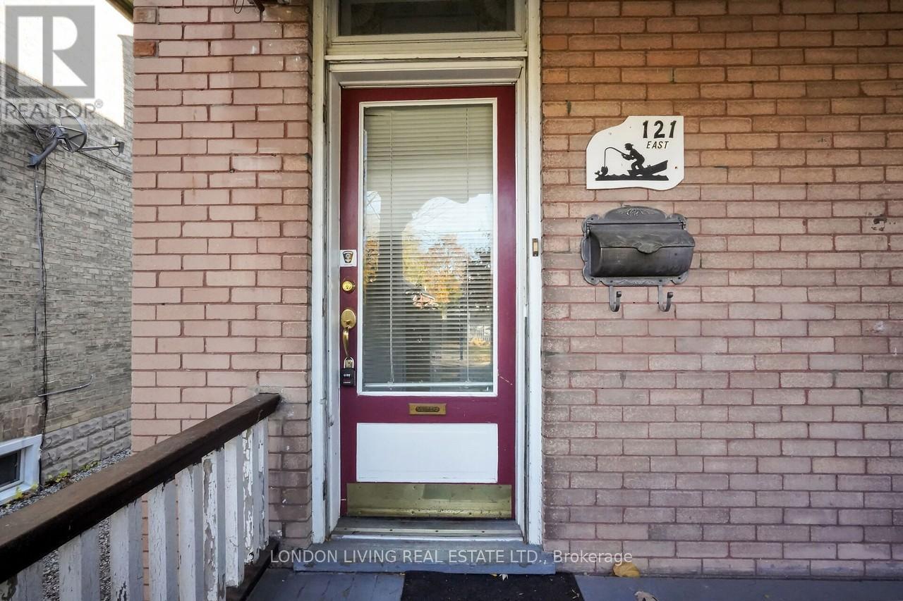 121 Tecumseh Avenue E, London South, Ontario  N6C 1S1 - Photo 6 - X12516946