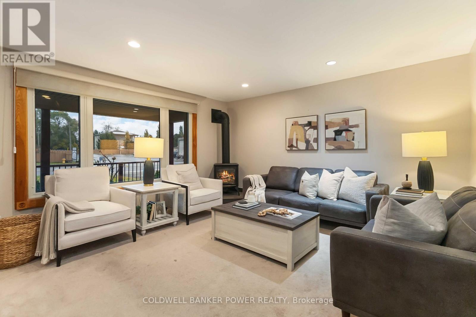 10701 Sunset Drive, Southwold, Ontario  N5P 3T2 - Photo 10 - X12517030