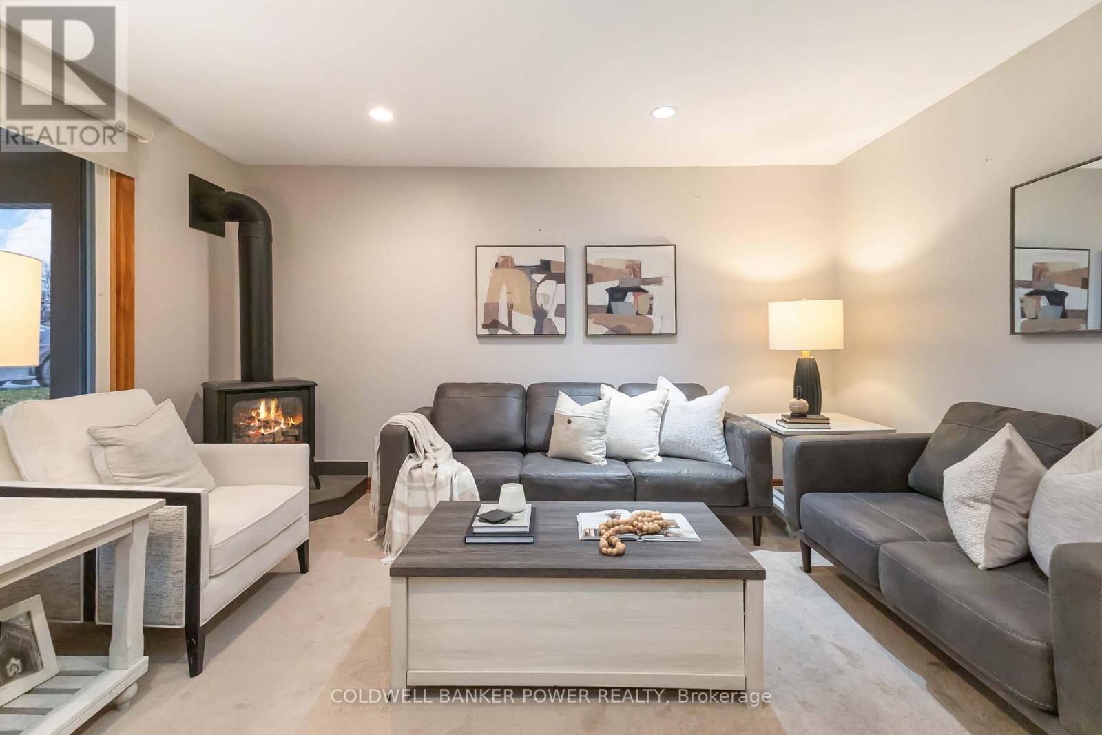 10701 Sunset Drive, Southwold, Ontario  N5P 3T2 - Photo 12 - X12517030