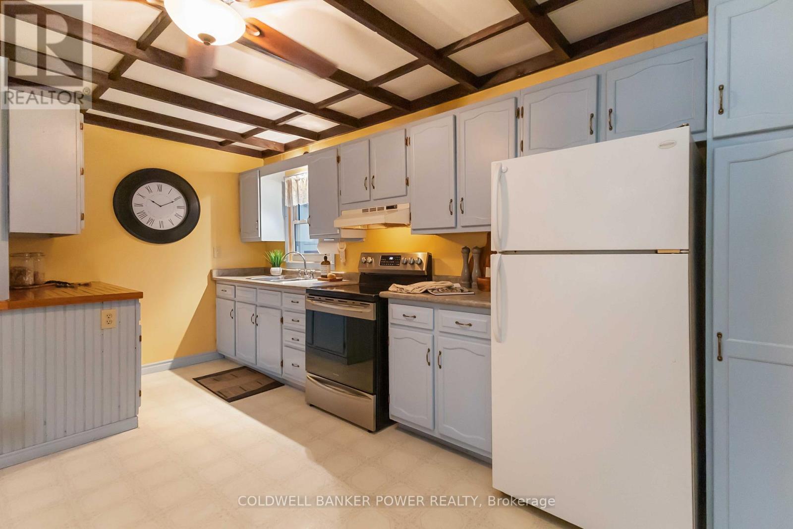 10701 Sunset Drive, Southwold, Ontario  N5P 3T2 - Photo 17 - X12517030