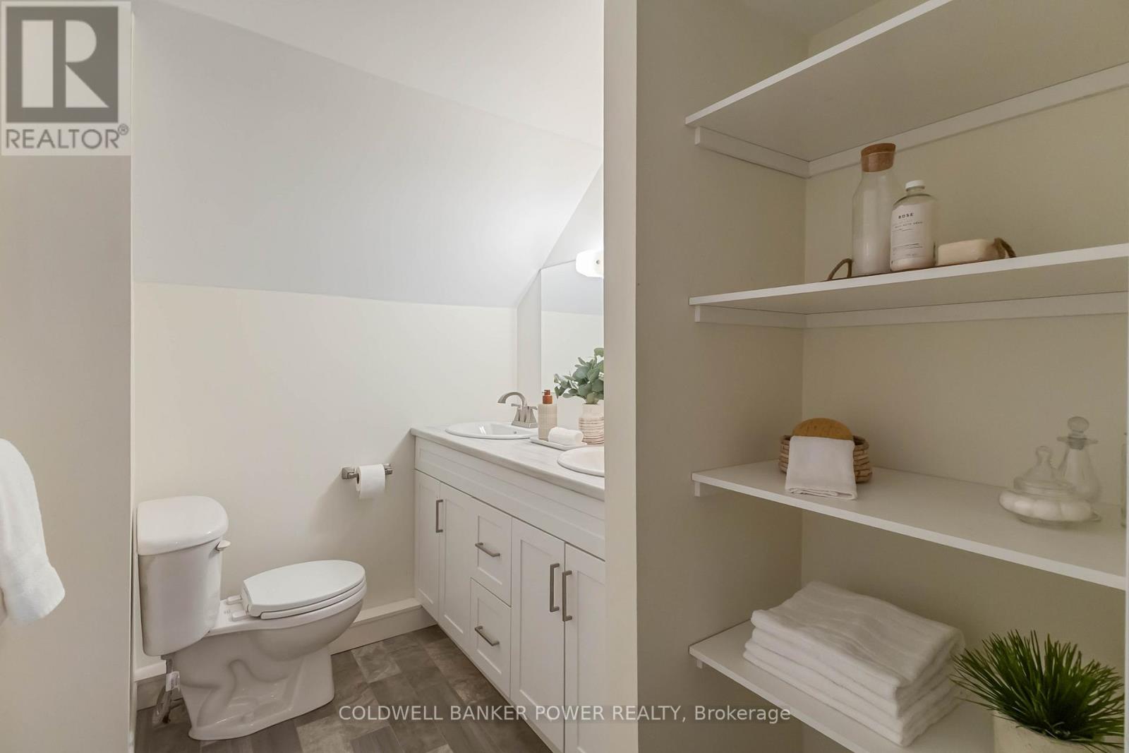 10701 Sunset Drive, Southwold, Ontario  N5P 3T2 - Photo 32 - X12517030