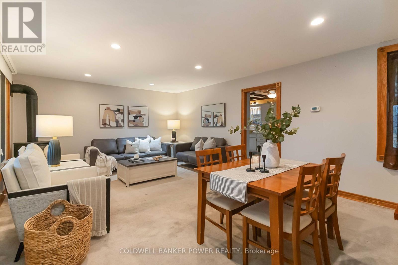 10701 Sunset Drive, Southwold, Ontario  N5P 3T2 - Photo 9 - X12517030