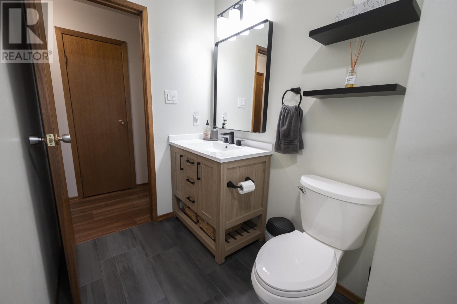 716 Francis Street West, Thunder Bay, Ontario  P7E 4E1 - Photo 23 - TB253411